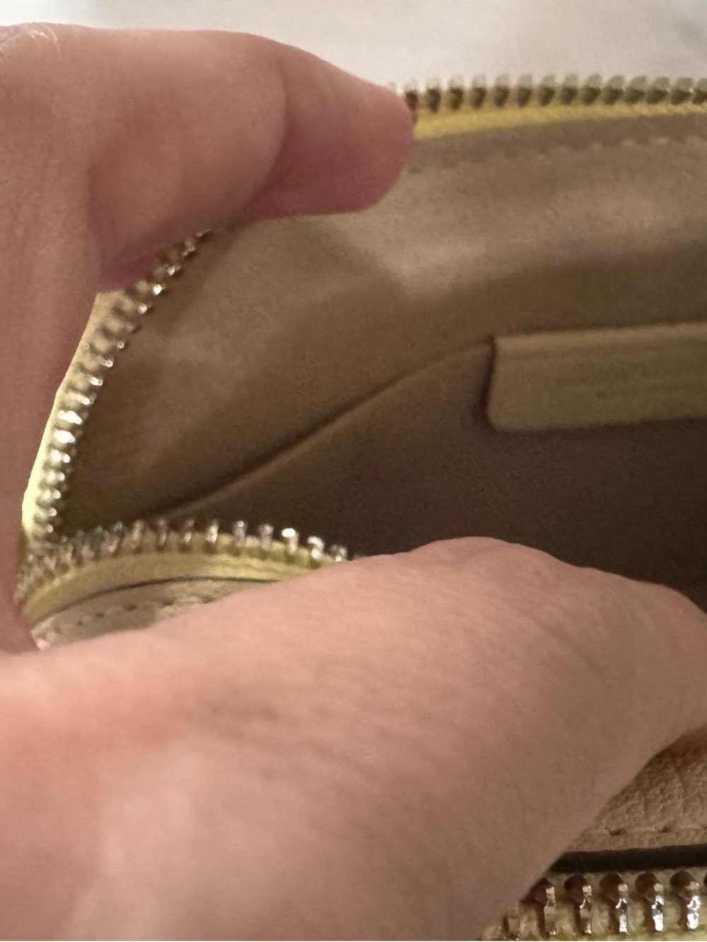 Tory Burch Lemonade Miller Mini Crossbody Bag Tag - Picture 6 of 9
